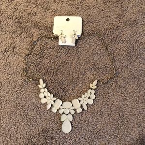 Necklace and Earring set
